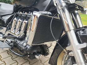 Triumph Rocket III Touring - SUPER STAV - 16