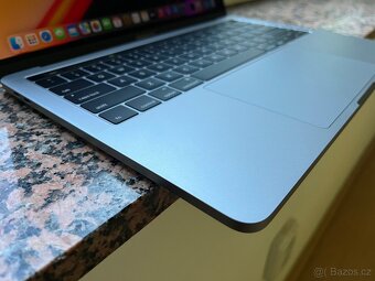 Nový MacBook Pro 13 konec 2016 - 16