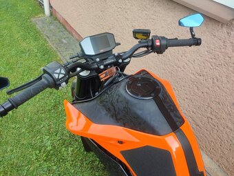 KTM Duke 790 - 16