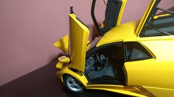 1:18 lamborghini diablo - 16