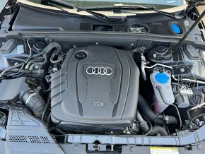 AUDI A4 Avant B8 2.0 TDI S-Line 130kW alcantara - 16