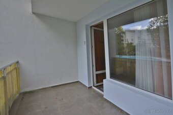 Prodej zařízeného apartmánu 2+kk o velikosti 56m² s balkonem - 16