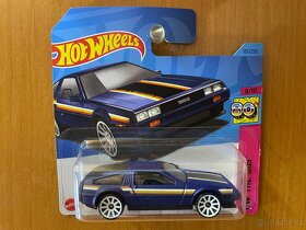 Hot Wheels autíčka 1 - 16