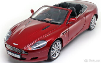 1:18 Rarita Aston Martin V8 Vantage od AutoArt - 16