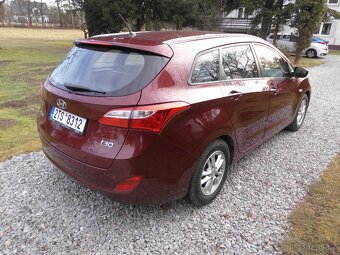 hyundai i30 combi lift model-1.6benzin-DOHC-88kw-94000km - 16