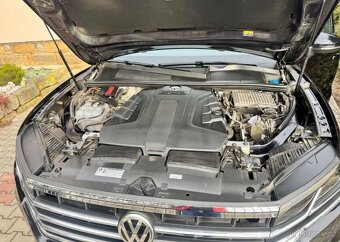 Volkswagen Touareg 3,0TDi/V6 /210Kw DPH ,fullLED nafta - 16