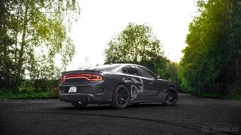 Dodge Charger, SRT 392, max výbava - 16