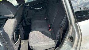 Ford C-Max 1.8i 92kW REZERVOVANO - 17