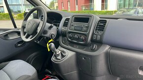 Opel vivaro 1,6dci,92kw,2017,9 míst,dvojité klima,doložené k - 17