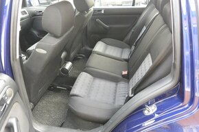 PRODÁM Volkswagen Golf 1.9TDi Variant PO ROZVODECH - 17