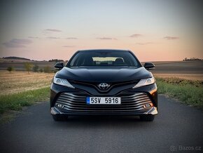 Toyota Camry 2.5 VVT-i 133kW Executive | MY2020 | 122tisKm - 17