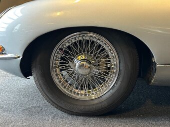 Jaguar E-Type I 1963 - 17