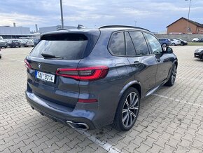 BMW X5 M50D - 17