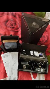 Motorola RAZR 5G Gold 256 gb nový - 17