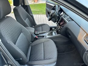 Škoda octavia combi 2.0tdi 110kw DSG FULL LED - 17