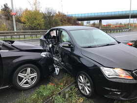 Seat Toledo 1.2 benzín 81KW - 8/2015 - 115000km - 17