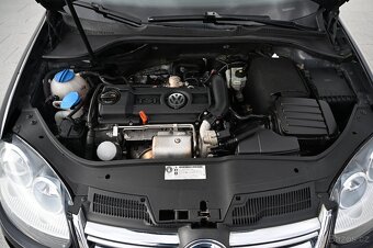 Volkswagen Golf V 1.4TSI 90KW Comfort 1/10 - 17