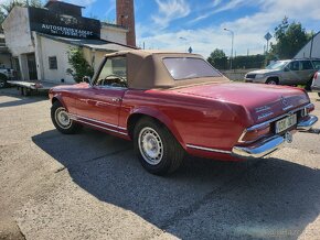 Mercedes Benz
230SL,110KW, rok 1966 - 17