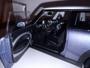 1:18 mini cooper S kyosho - 17