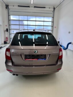 Škoda Superb 2,0 TDI +125kW+DSG+po servise - 17