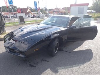 Pontiac firebird knight rider - 17