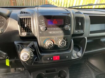 Peugeot Boxer 2.2Bluehdi 140k 7MÍST - 17