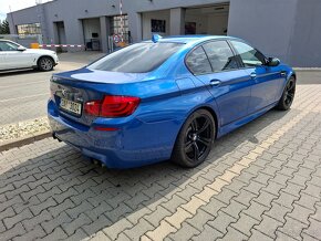 BMW M5 F10 původ ČR, servis BMW - 17