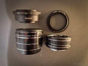 CANON EOS M50 + 4 OBJEKTIVY + VELKÉ PŘÍSLUŠENSTVÍ - 17