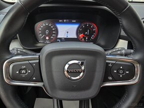 VOLVO XC40 145kW B4 MOMENTUM Automat ČR 2021 LED+NAVI - DPH - 17