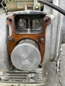 Motor diferenciál převodovka alternátor K750 MT Dneper Ural - 17