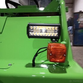 Kawasaki Mule 4x2 - 17