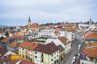 Pronájem obchodních prostor v centru města 142 m2 - Uherský  - 17