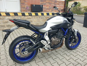 Prodám Yamaha MT-07 RACING BLUE , r. v. 2015,ČR, 14362km - 17