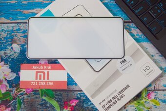 Nillkin tvrzené sklo pro Realme - 17