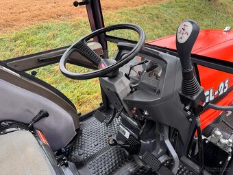 Japonský traktor KUBOTA GL 25
Diesel 3 válec, 25HP - 17