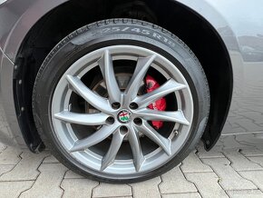 Alfa Romeo Giulia 2.0 Super (ODPOČET DPH) - 17