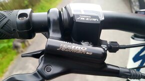 Specialized Jynx 27,5 velikost S - 17