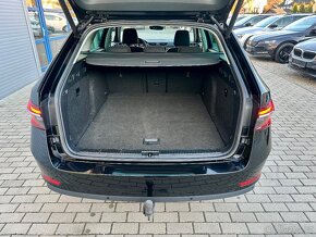 Škoda SUPERB 2.0 TDi DSG MATRIX VIRTUAL KAMERA CANTON TAŽNÉ - 17