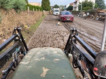 Zahradní, zemní, výkopové práce Malotraktor - 17