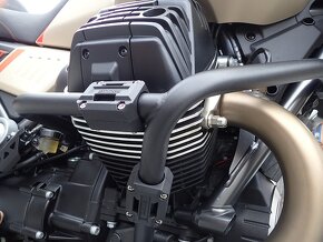 MOTO GUZZI  V85 TT Travel  E5 - 17