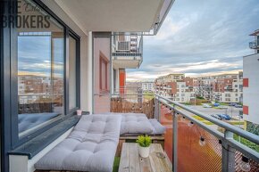 Prodej bytu 2+kk, 54,3 m2, balkon, garážové stání, novostavb - 17