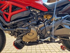 Ducati Monster 1200S - 17