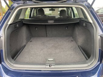 VW Golf 1,6 TDi Serviska, Tempomat - 17