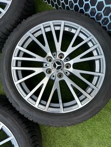 Mercedes  A / CLA / B - ZÁNOVNÍ ZIMNÍ SADA 225/45 R18  W177 - 17