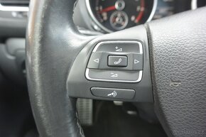 PRODÁM Volkswagen Golf 1.4TSi STYLE PANORAMA - 17