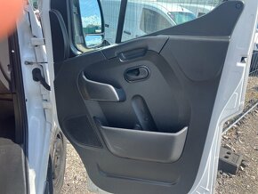 Renault Master Valník Plachta 2.3 dCi r..2020 - 17