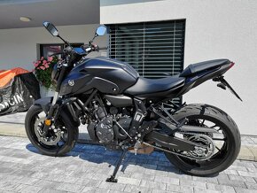 Yamaha Mt07-ČR - 17