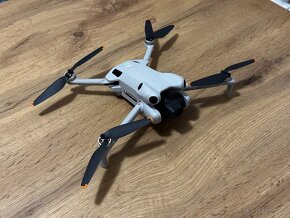 Dron Dji Mini 4 Pro - Fly More Combo - 17