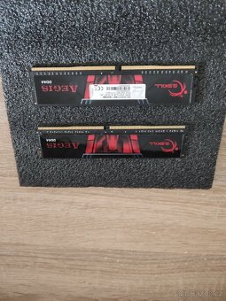 Grafická karta, RAM 16GB, zdroj 650W a chladič procesoru. - 17