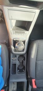 VOLKSWAGEN TIGUAN 2.0TDI 103KW 4x4 SERVISKA R.V.2012 - 17